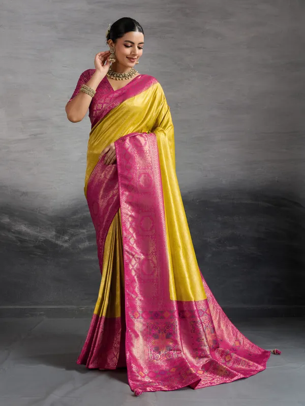 Mustard_Yellow_Kanjivaram_Soft_Silk_Saree_With_Rani_Pink_Zari_Border_&_Meenakari_Pallu_For_Women