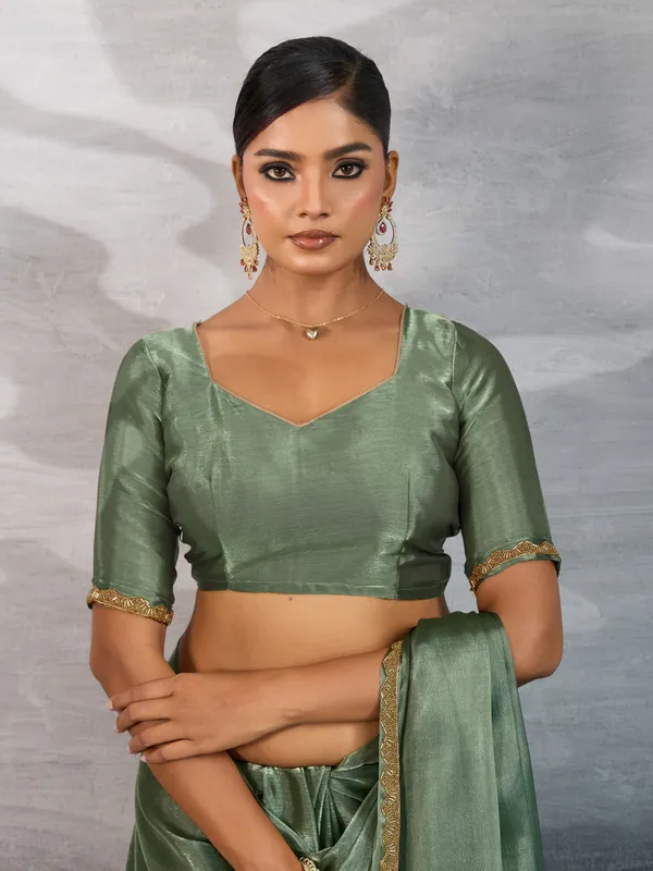 Rich_Emerald_Green_Burberry_Chiffon_Saree_With_Beads_&_Cutdana_Lace_For_Women