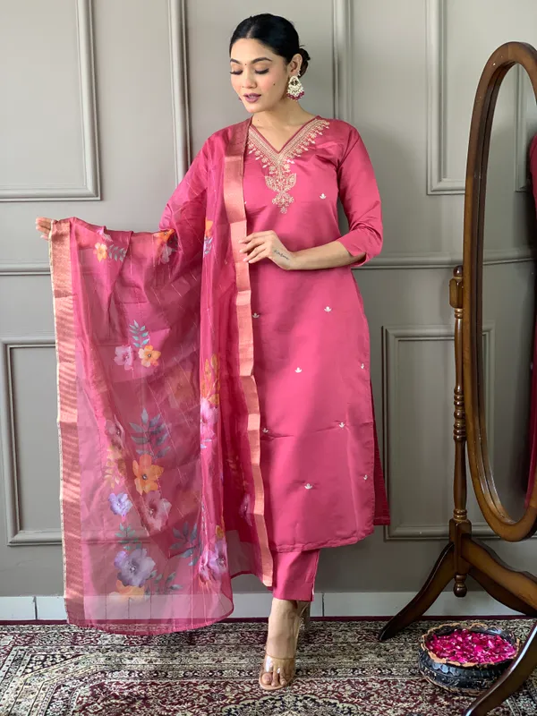 Pink_Viscose_Silk_Embroidered_Straight_Kurta_With_Viscose_Silk_Pant_and_Organza_Dupatta_Set