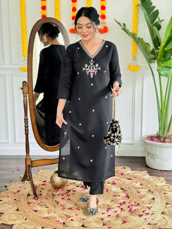 Black_Viscose_Chanderi_Embroidered_Straight_Kurta_With_Viscose_Pant_And_Chanderi_Dupatta_Sets_For_Women
