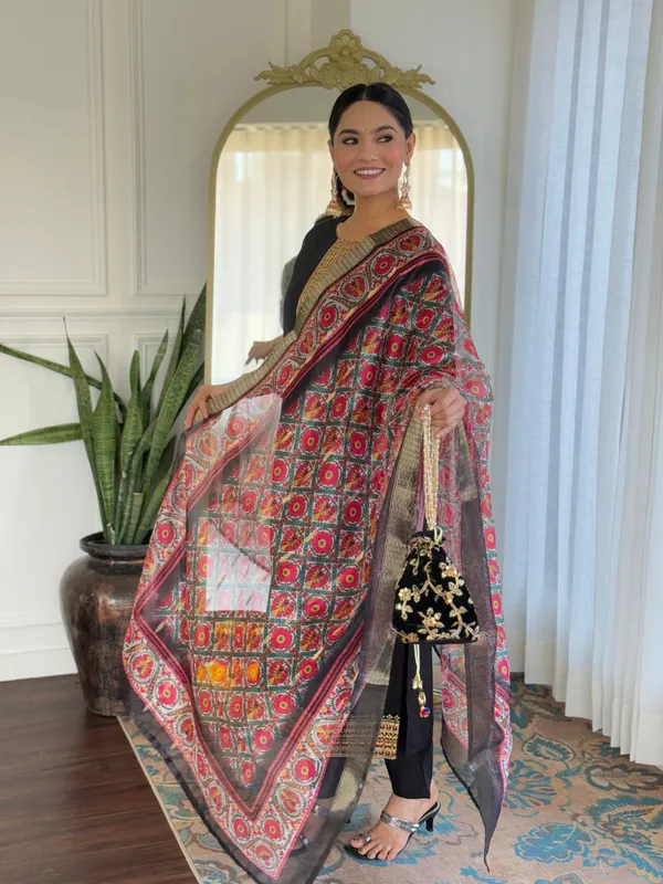 Black_Viscose_Embroidered_Straight_Kurta_With_Viscose_Pant_And_Jacquard_Zari_Dupatta_Sets_For_Women