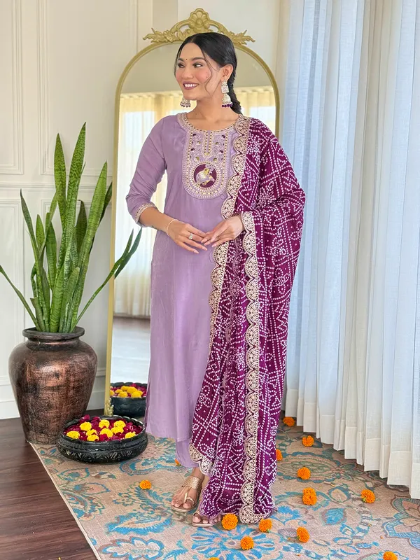 Levender_Viscose_Embroidered_Straight_Kurta_With_Viscose_Pant_And_Silk_Blend_Embroidered_Laced_Dupatta_Sets_For_Women