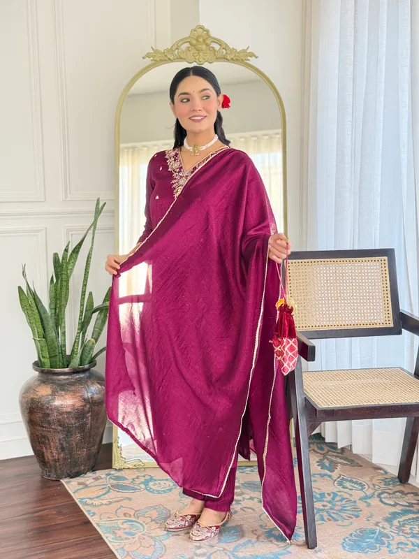 Maroon_Vichitra_Silk_Embroidered_Straight_Kurta_With_Vichitra_Silk_Pant_And_Dupatta_Sets_For_Women