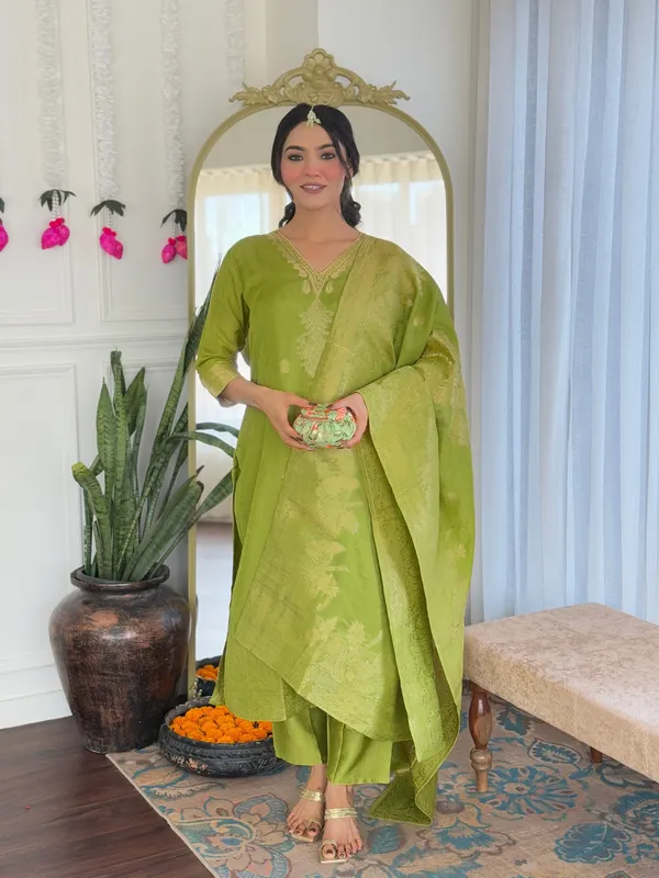 Orange_Viscose_Jacquard_Embroidered_Straight_Kurta_With_Chanderi_Silk_Pant_And_Jacquard_Dupatta_Sets_For_Women