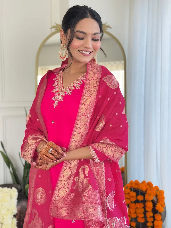 Pink_Bsy_Viscose_Embroidered_Straight_Kurta_With_Bsy_Viscose_Pant_And_Viscose_Jacquard_Printed_Dupatta_Sets_For_Women