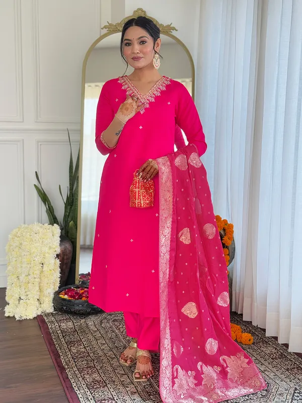 Pink_Bsy_Viscose_Embroidered_Straight_Kurta_With_Bsy_Viscose_Pant_And_Viscose_Jacquard_Printed_Dupatta_Sets_For_Women
