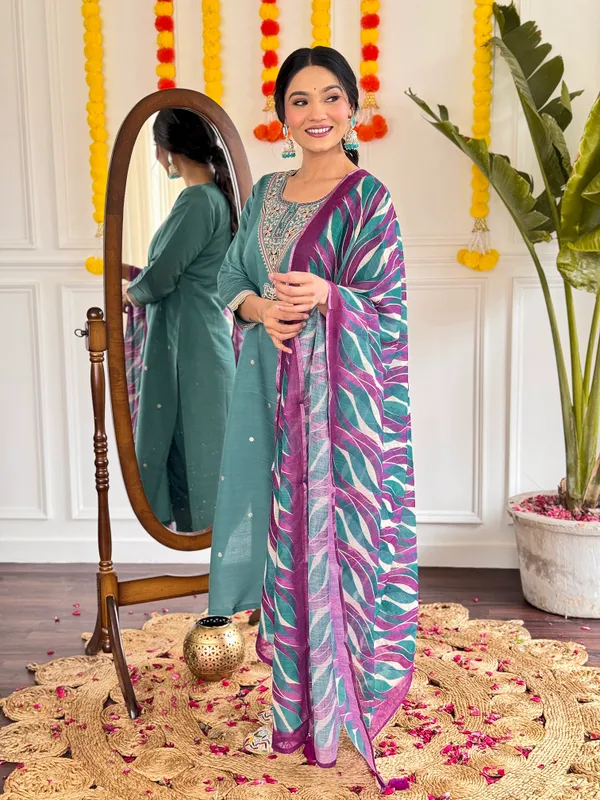 Sea_Green_Viscose_Chanderi_Embroidered_Straight_Kurta_With_Viscose_Pant_And_Linen_Dupatta_Sets_For_Women
