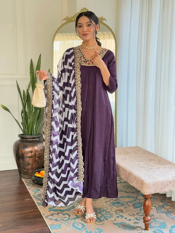 Wine_Bsy_Viscose_Embroidered_Flet_Kurta_With_Bsy_Viscose_Pant_And_Taby_Printed_Laced_Dupatta_Sets_For_Women