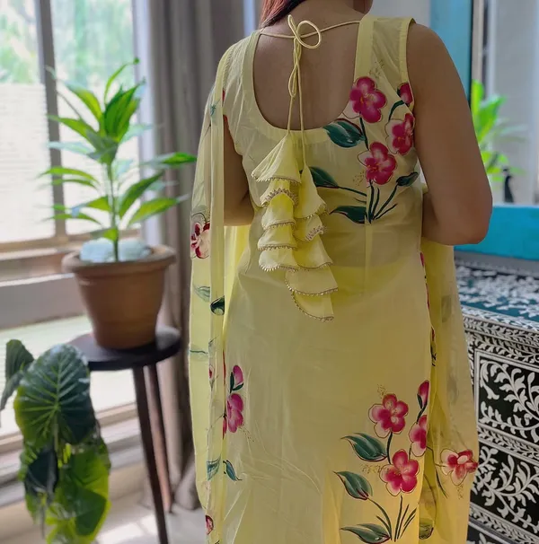 Yellow_Georgette_Kurta_With_Pant_And_Dupatta_Sets_For_Women
