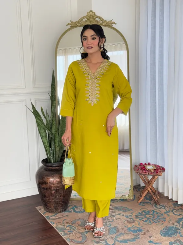Yellow_Viscose_Embroidered_Straight_Kurta_With_Viscose_Pant_And_Taby_Printed_Dupatta_Sets_For_Women