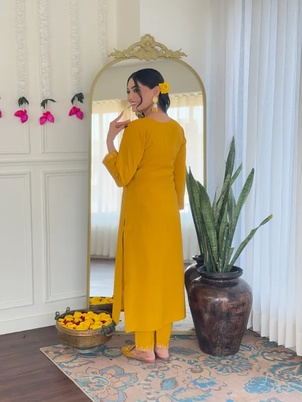Yellow_Chanderi_Silk_Embroidered_Straight_Kurta_With_Chanderi_Silk_Pant_And_Linen_Dupatta_Sets_For_Women