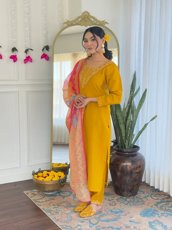 Yellow_Chanderi_Silk_Embroidered_Straight_Kurta_With_Chanderi_Silk_Pant_And_Linen_Dupatta_Sets_For_Women
