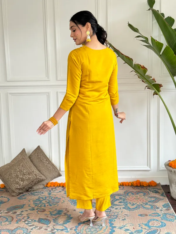 Yellow_Viscose_Embroidered_Straight_Kurta_With_Viscose_Pant_And_Georgette_Printed_Dupatta_Sets_For_Women