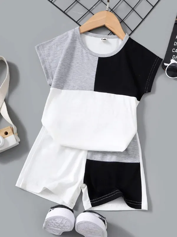 Pack_Of_3_Cotton_Printed_Short_Sleeves_T-Shirt_With_Shorts_For_Kids_(Multicolor)
