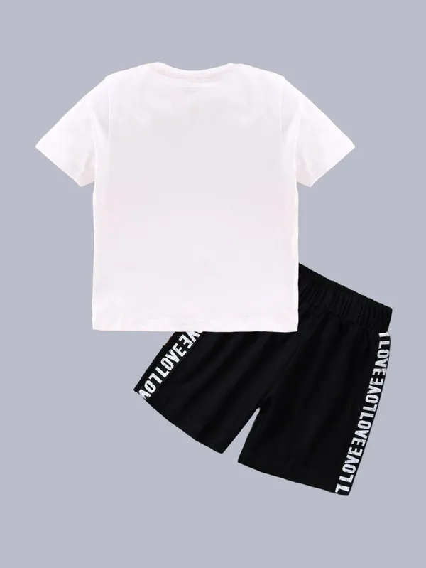 Pack_Of_3_Cotton_Printed_Short_Sleeves_T-Shirt_With_Shorts_For_Kids_(Multicolor)