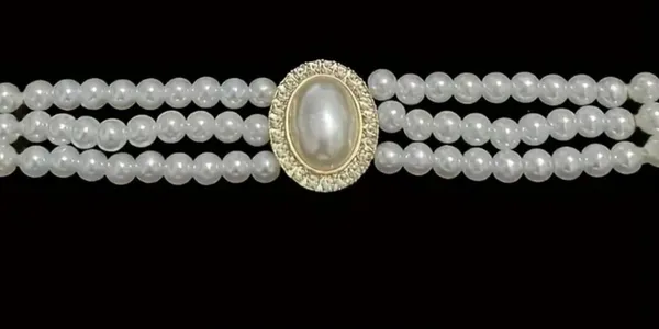 White_Artificial_Pearl_Necklace