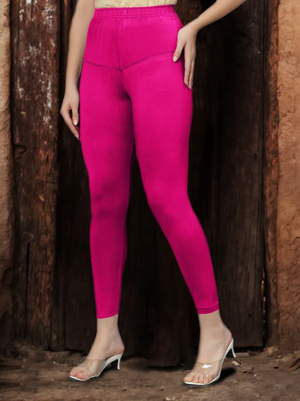 Dark_Pink_V-Cut_Ankle_Length_Stylish_High-Waist_Leggings_For_Women