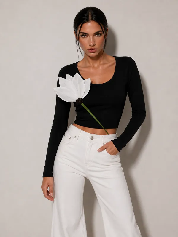 black_and_white_embossed_flower_ribbed_top
