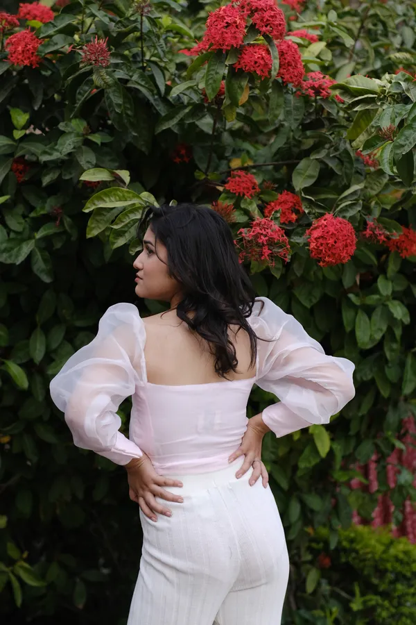 Pearl_Pink_Flower_Crossword_Crop_Top_For_Women