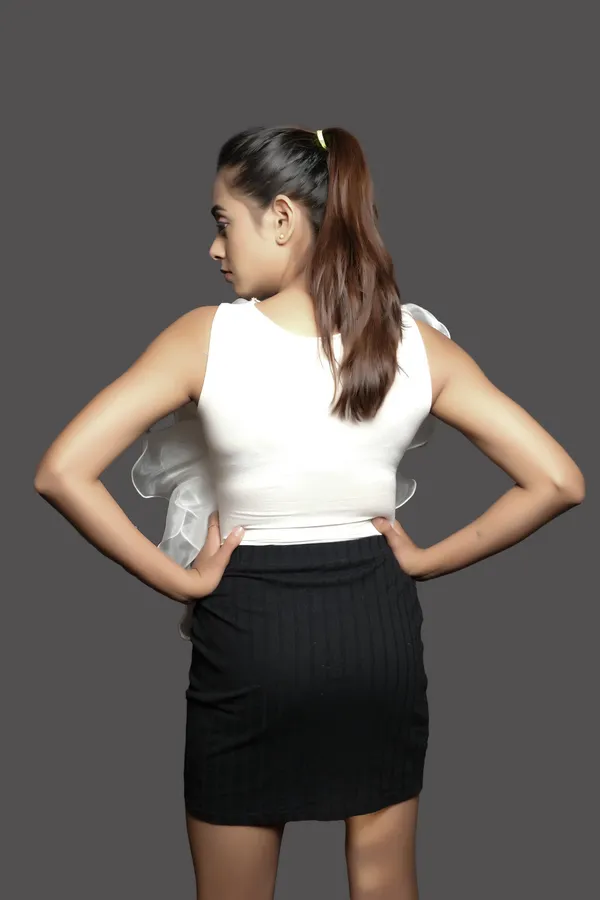 Trendy_White_Full_Ruffle_Round_Neck_Top_for_Women