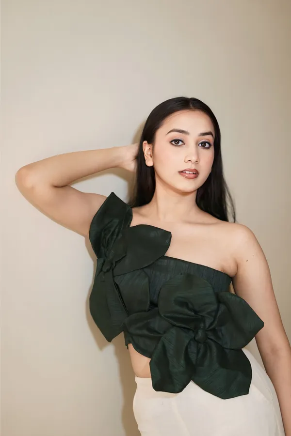 Dark_Green_Embossed_Flower_Tube_Top_For_Women