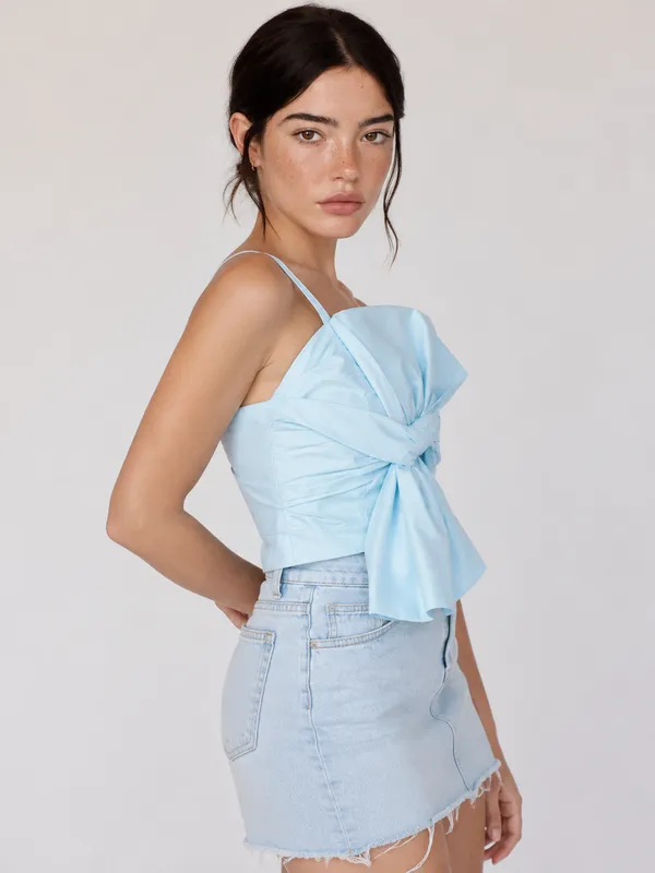 Ice_Blue_Twisted_top_