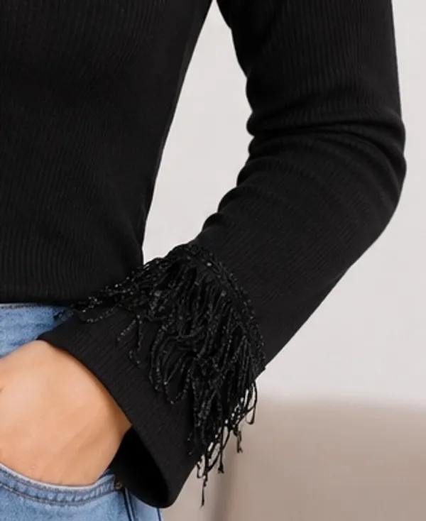Sequence_tassel_black_full_selves_ribbed_top