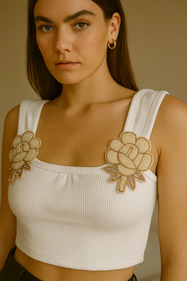 Flower_embellished_on_shoulder_tank_top