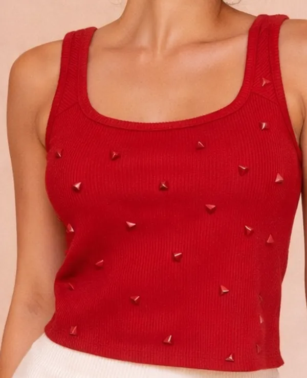 Red_triangle_tank_top