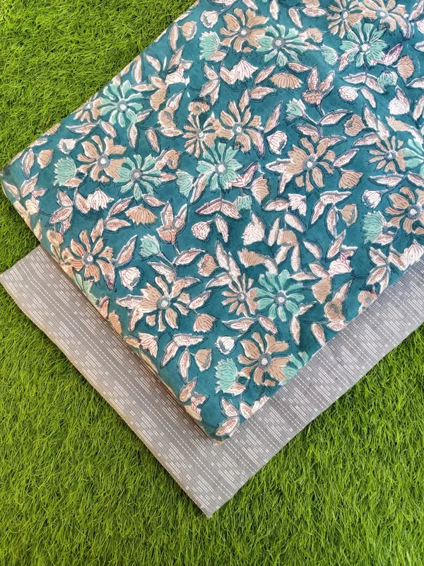 Hand_Block_Printed_Fabric_with_Plain_Kantha_Combo