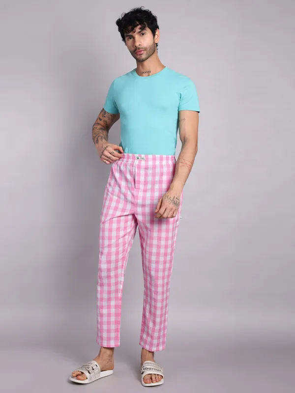 Minjar_Pure_Cotton_Plaid_Pajama_Pants,_Pink_and_White_Check_Pattern,_Elastic_Waist,_Regular_Fit,_Sleepwear_for_Men