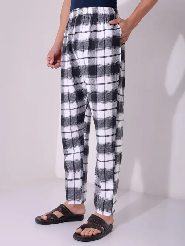 Minjar_Brushed_Pure_Cotton_Black_and_White__Check__Pajama_Pants_Elasticated_Waist_Band_with_Cross_Pocket