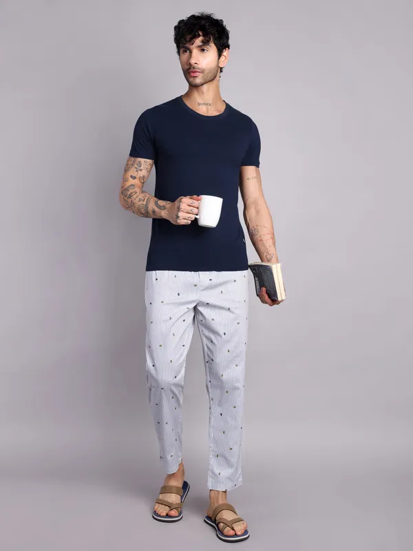 Minjar_Men's_Pure_Cotton_Lycra_Striped_Pajama_Pants_with_Printed_Pattern,_White_and_Grey,_Elastic_Waist