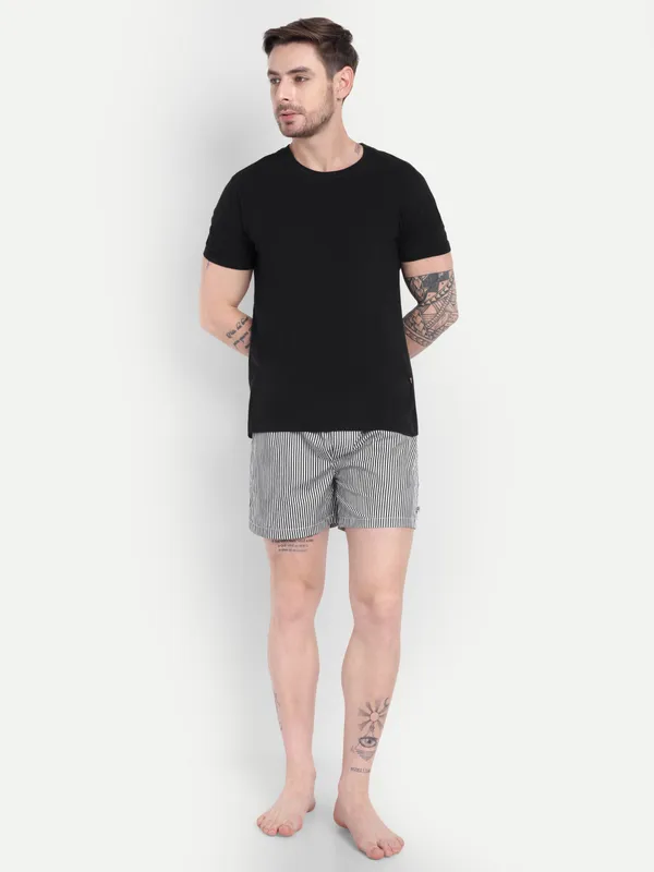 White_&_Black_Stripe_Modern_Relaxed_Boxer_Shorts_For_Men
