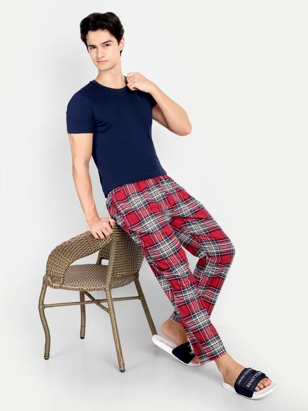 Multicolor_Red__Check_Pure_Cotton_Modern_Relaxed_Pajama_For_Men