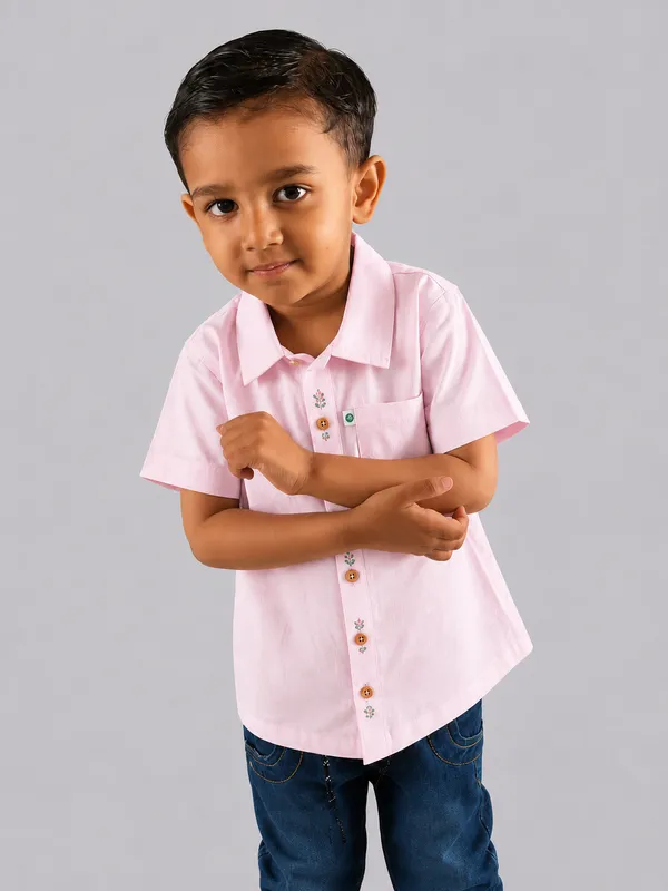 Tiny_Style_Pure_Comfort_Made_for_Little_Explorers._