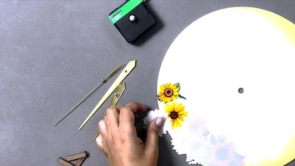 Multicolor_Non-Customizable_Diy_Clock_Making_Kit_Diy_(11_In_Dia_4_Mm)