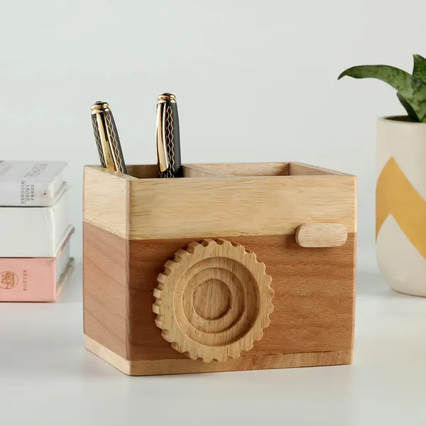 Brown_Non-Customizable_Wooden_Camera_Shape_Pen_Stand_For_Your_Office