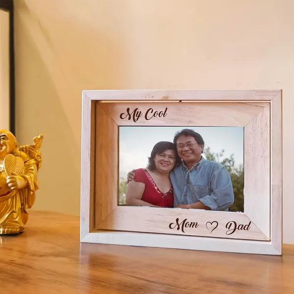 Brown_Customizable_Wooden_Flip_To_Rotating_Photo_Frame_For_Mom_&_Dad