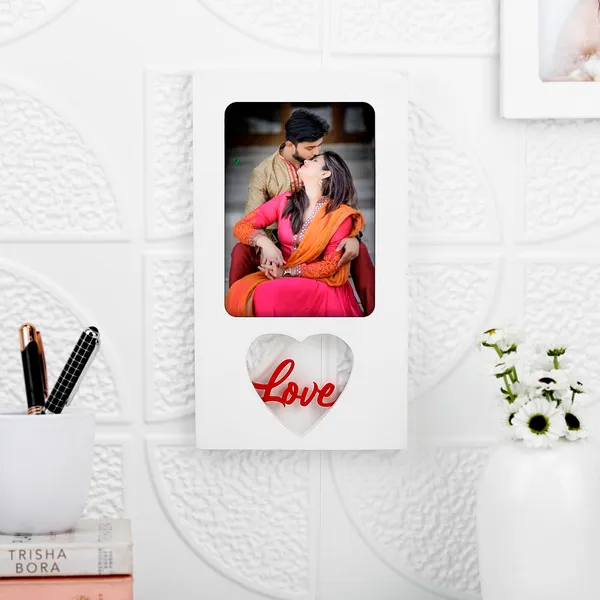 White_Customizable_Photo_Frame_For_Gifting