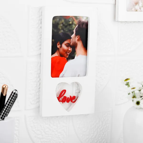 White_Customizable_Photo_Frame_For_Gifting