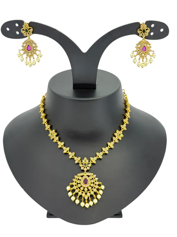Tejaswini_Floral_Charm_Set