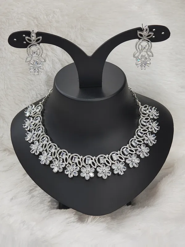 Silver_Tone_American_Diamond_Stone_Necklace_with_Earring_Set_For_Women