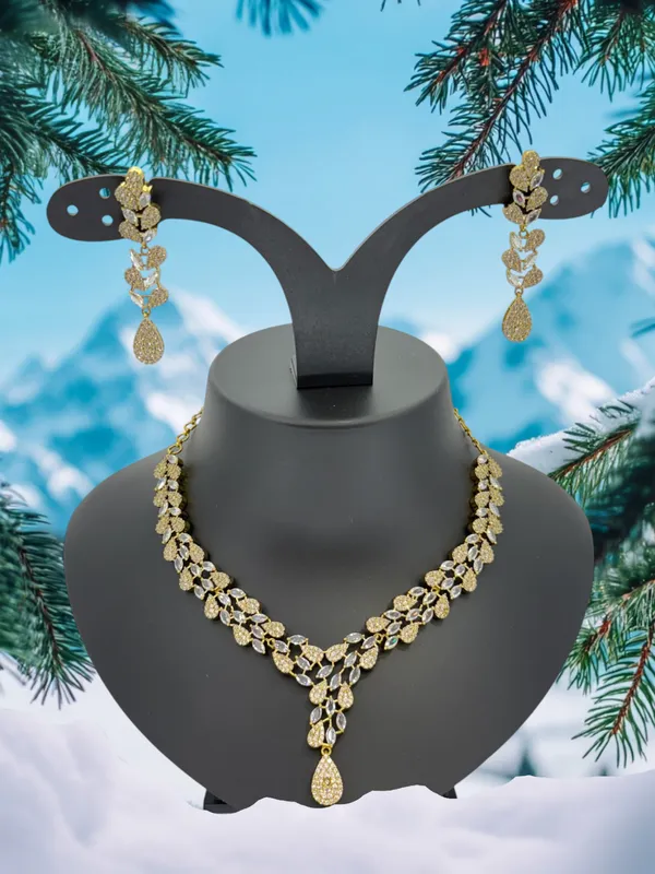 Elegant_Vine_Leaf_CZ_Diamond_Necklace_Set