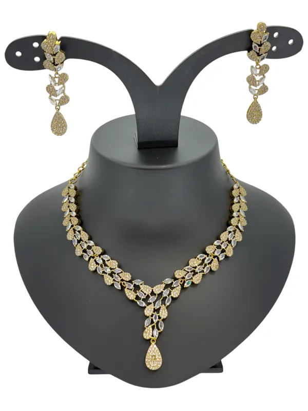 Elegant_Vine_Leaf_CZ_Diamond_Necklace_Set