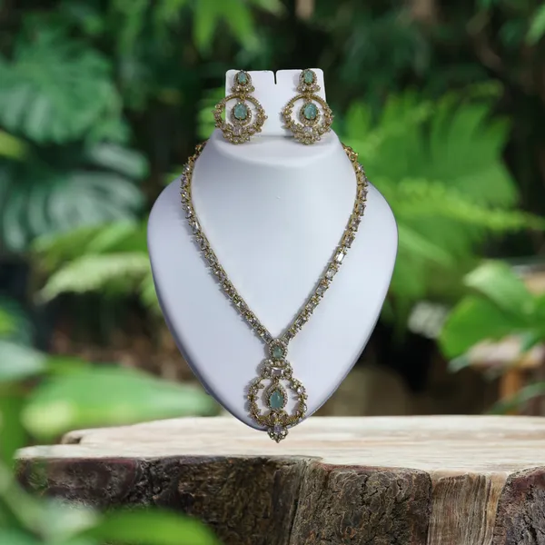 Mint_Empress_Gold-Tone_Necklace_with_Earring_Set_For_Women