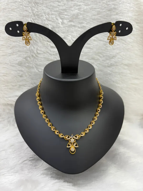 Matt_Gold_American_Diamond_Stone_Necklace_with_Earring_Set_For_Women