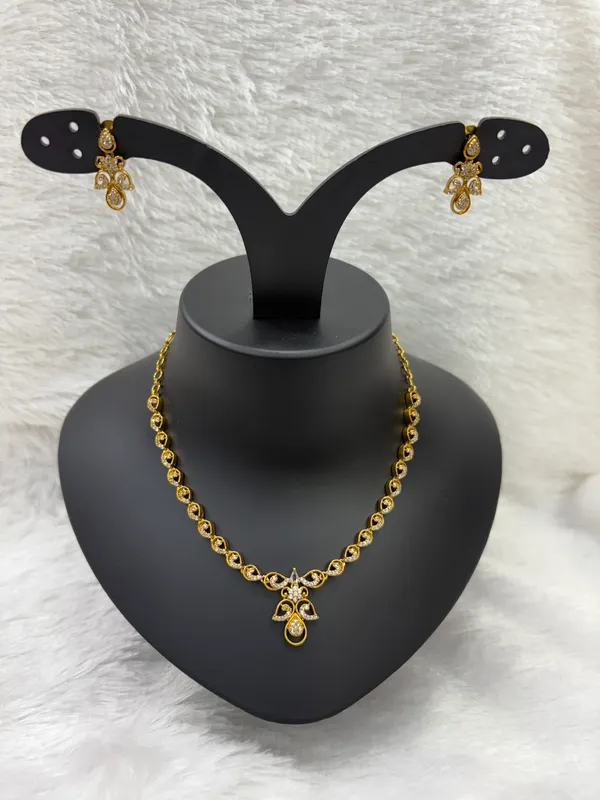 Matt_Gold_American_Diamond_Stone_Necklace_with_Earring_Set_For_Women