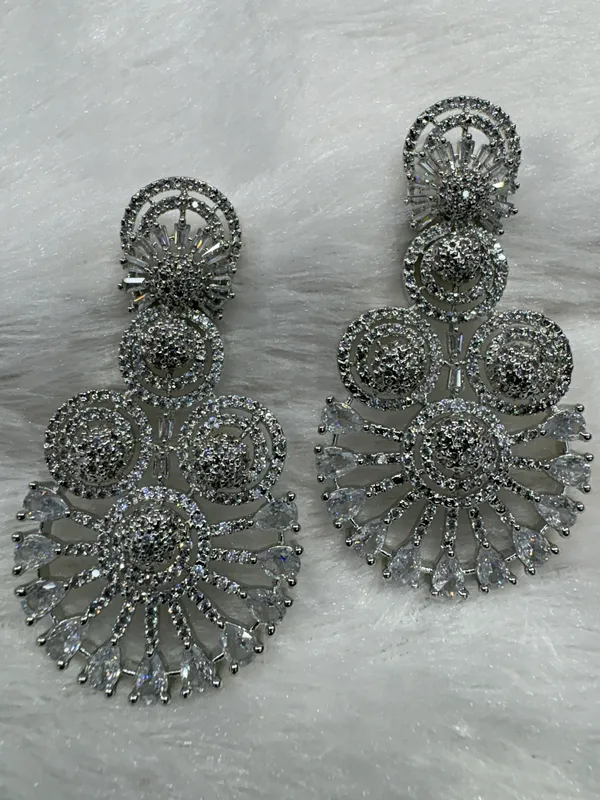Silver_Tone_American_Diamond_Stone_Earring_Set_For_Women