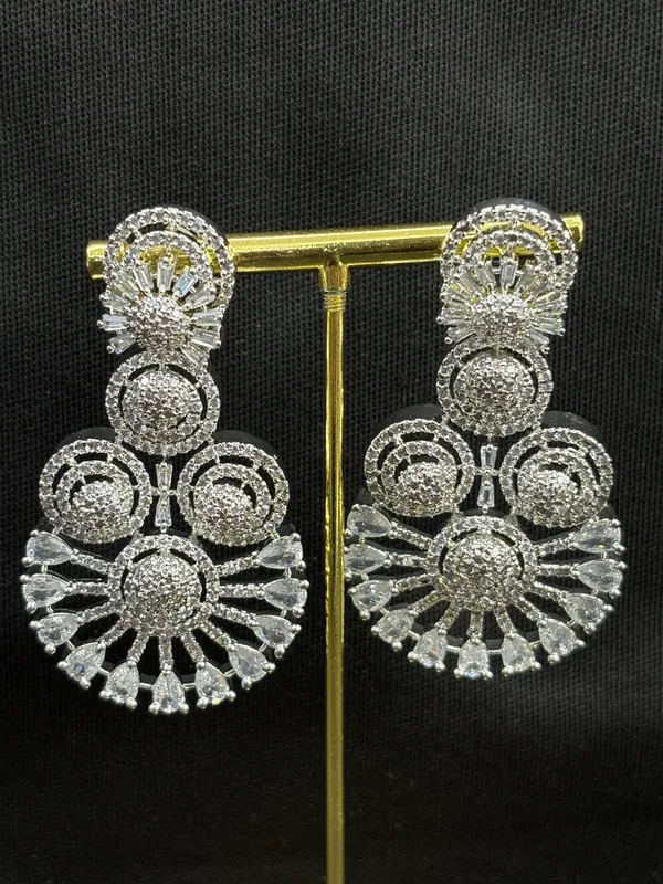 Silver_Tone_American_Diamond_Stone_Earring_Set_For_Women